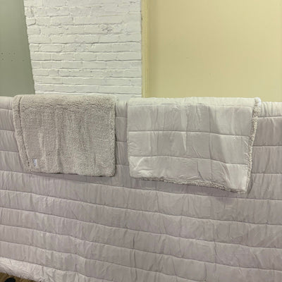 Koolaburra by UGG Queen Comforter Set, 2 Pillow Shams, Dual Sided, Beige