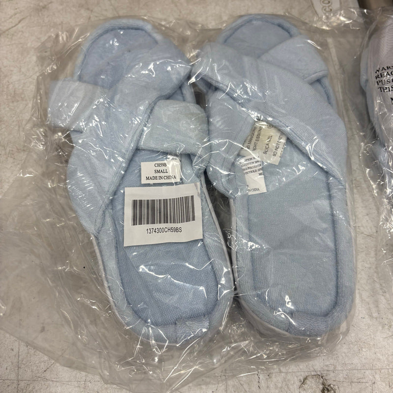 LOT-OF-24 Criss Cross Slippers SMALL, Memory Foam, Rubber Bottom - Blue / White