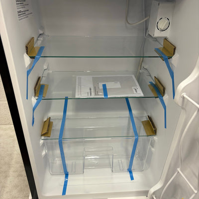 Midea 3.3cu ft Compact Refrigerator, Reversible Door, 3 Shelves, Freezer - Gray