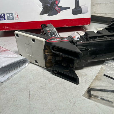 Husky Pneumatic 3-in-1 15.5-Gauge & 16-Gauge 2" Flooring Nailer & Stapler, READ