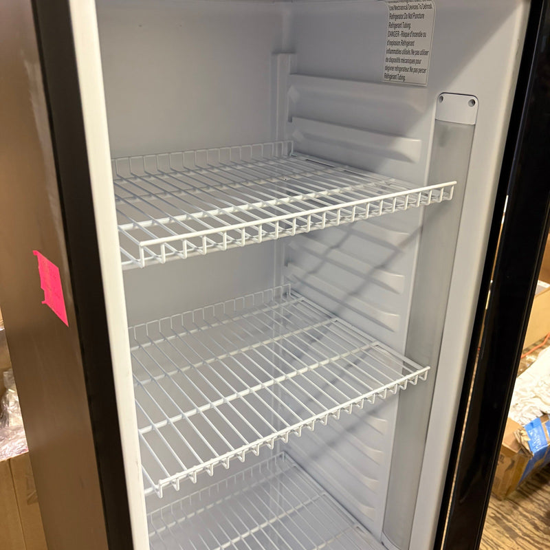 ROVSUN 21" 8.1 Cu.Ft. Black Beverage Refrigerator 3-Shelves 240W 115V  - DENTED