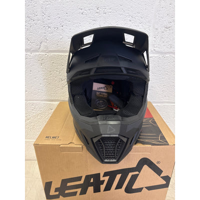 Leatt Moto 7.5 V23 Helmet Kit, Stealth, Off-Road Protection, Adult XS 53-54 cm