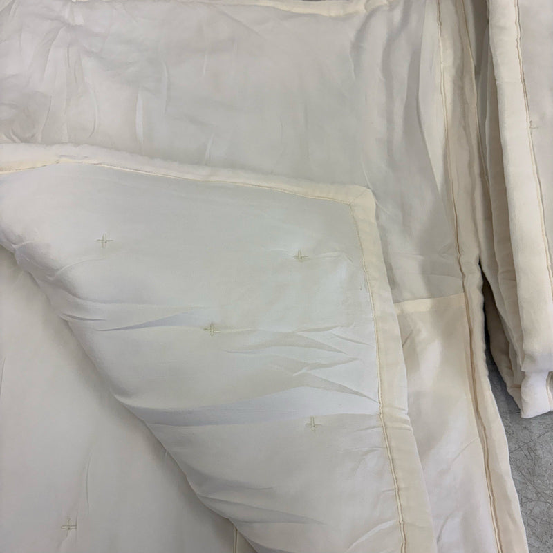 Mainstays Queen Comforter w 2 Pillow Shams Plain Design Tiny X&