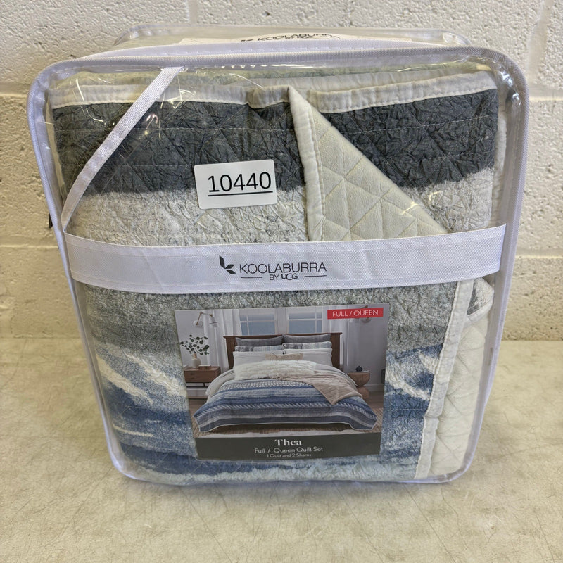 Koolaburra by UGG Thea 3pc Quilt Set Quilt & 2 Shams, Full/Queen - Blue Abstract