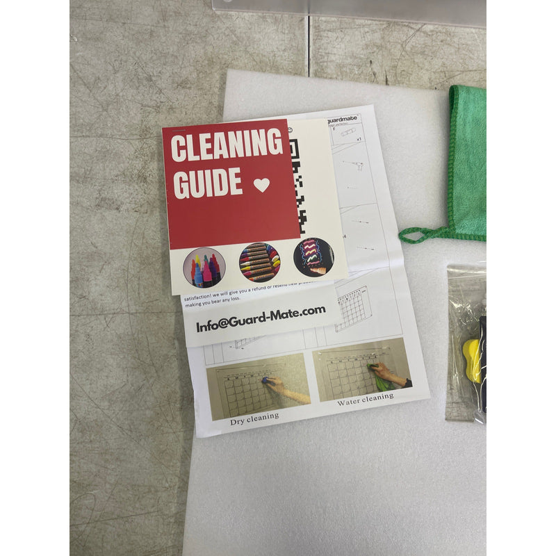 Guardmate Blank Acrylic Dry-Erase Board 28" x 20" Clear, Wall-Mount with Markers
