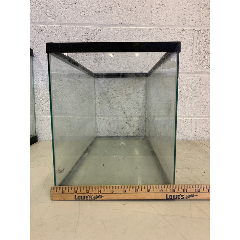 10 Gallon Fish Tank Reptile Enclosure, Terrarium, Aquarium NO LID 20" x 10"