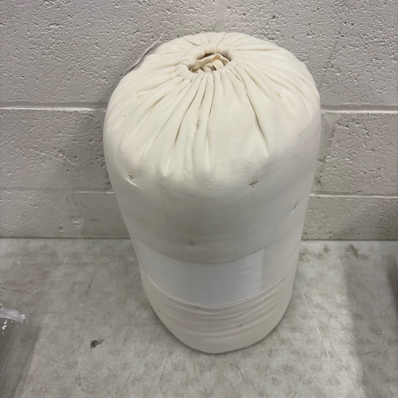 Mainstays Queen Comforter w 2 Pillow Shams Plain Design Tiny X&