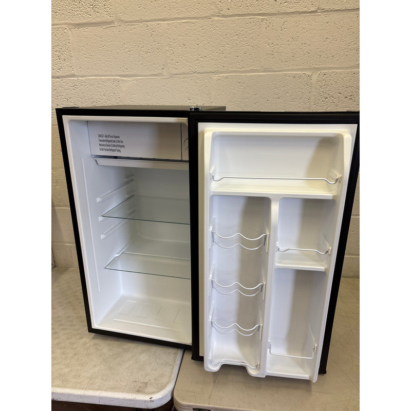 DENTED Whirlpool 3.3cu ft Mini Refrigerator Adjustable Thermostat, Freezer Black