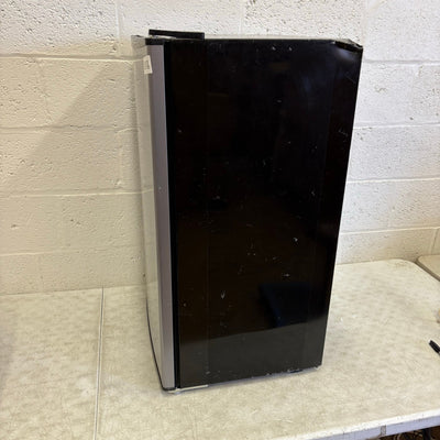 DENTED Midea 3.3cu ft Compact Refrigerator, Reversible Door, Freezer SEE DETAILS