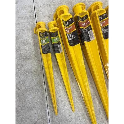 Juego de 13 estacas de anclaje multiusos para exteriores LTL Home Products de 15" y 13" amarillas