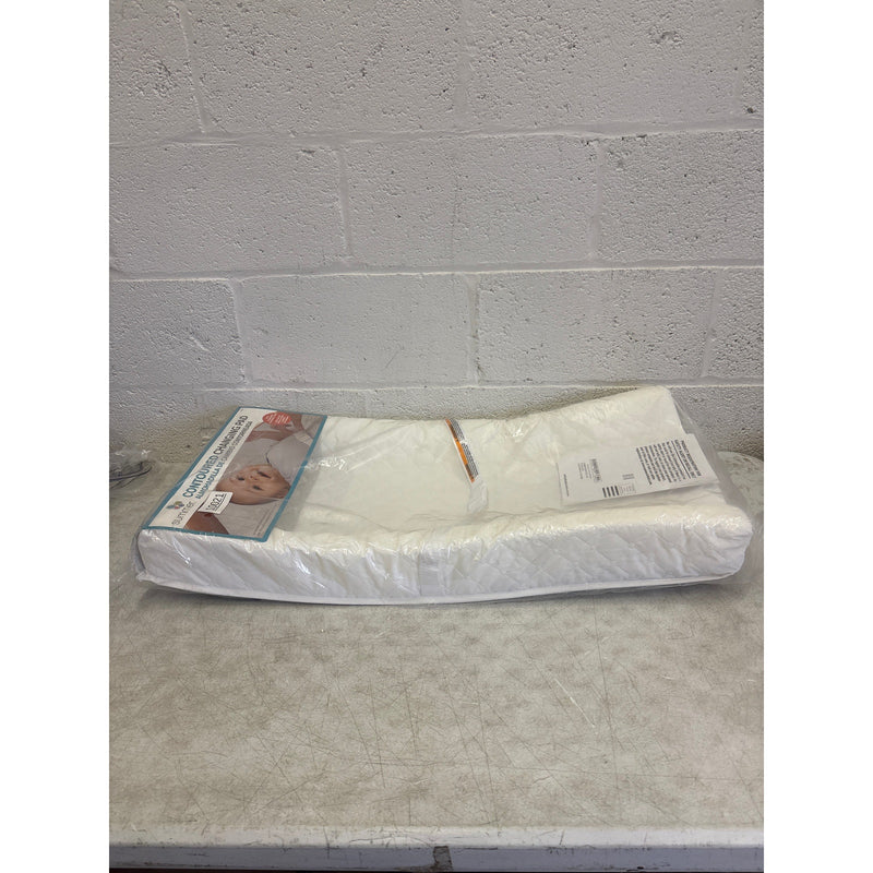 Summer Infant Contoured Changing Pad 32 x 16 inches with Safety Buckle - White