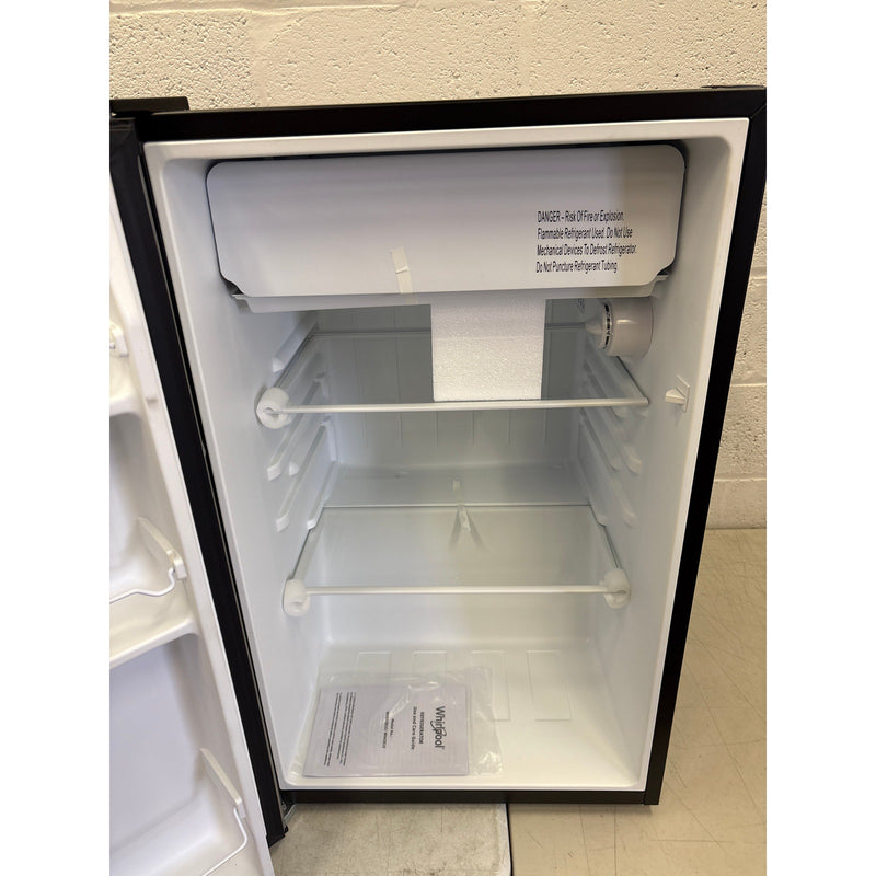 Whirlpool 4.3 cu ft Mini Refrigerator Stainless Steel 2 Shelves & Freezer 120V