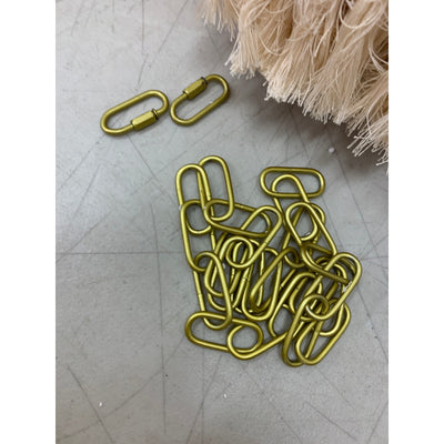 3 Tiered Lamp Shade Salmon Pink Frays With Gold Chain. 1 Light, 12" x 9"