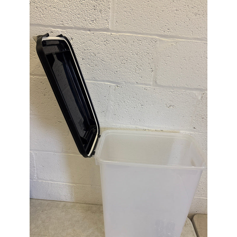 IRIS Airtight Pet Food Storage Containers 47 Qt - 37.5 lbs with Lid & Wheels