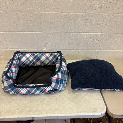 Nautica Rectangle Pet Bed 24" x 22" x 8" Dog Bed Plaid Multicolor Design - Small