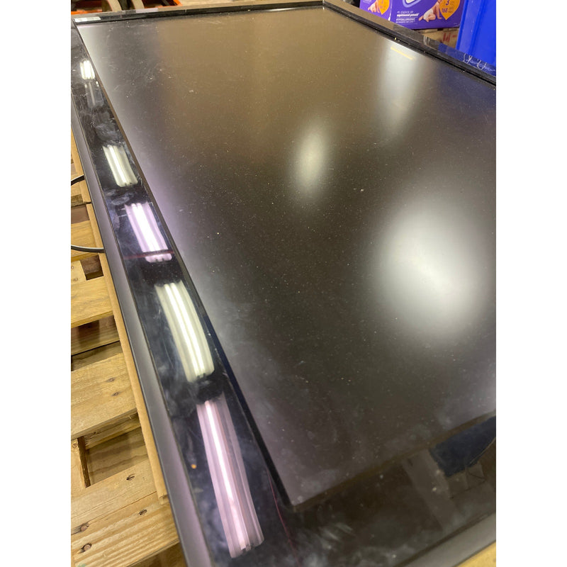 Philips 47" LCD 1080p HDTV- 1920 x 1080p - Black