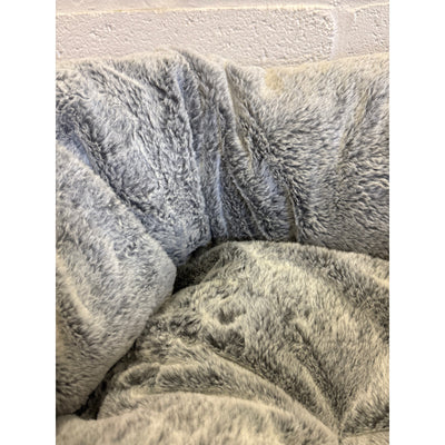 Koolaburra by Ugg Donut Dog Bed for Medium Size, 28" Round Non-Slip, Soft - Gray