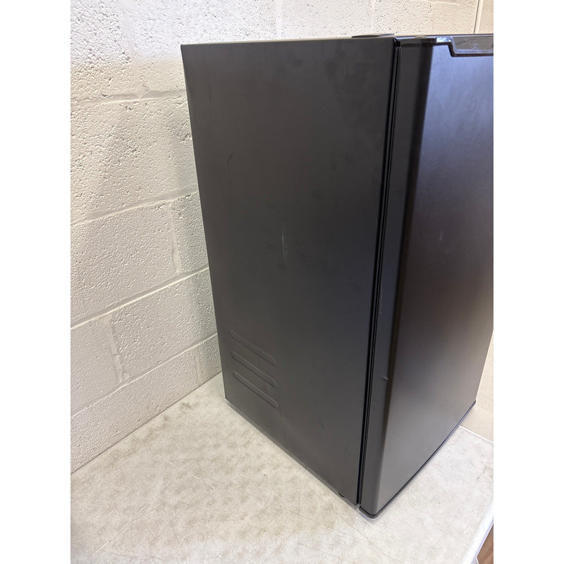 DENTED Whirlpool 3.3cu ft Mini Refrigerator Adjustable Thermostat, Freezer Black