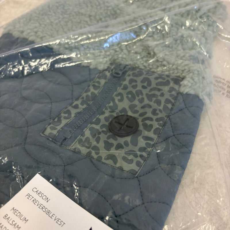 Koolaburra by UGG Pet Carson Reversible Dog Vest - 15-16" Collar, Green - Medium