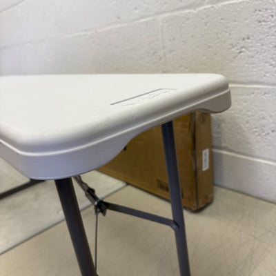 VINGLI Portable 6ft Plastic Folding Bench w Carrying Handle - 11" Wide - White