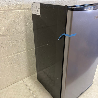 DENTED Midea 3.3cu ft Compact Refrigerator, Reversible Door, Freezer SEE DETAILS