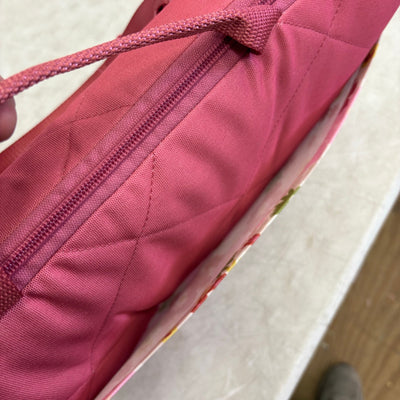 58"x70" Stadium Blanket Folds Easy to Carry Bag w Shoulder Strap, Pink Flowers