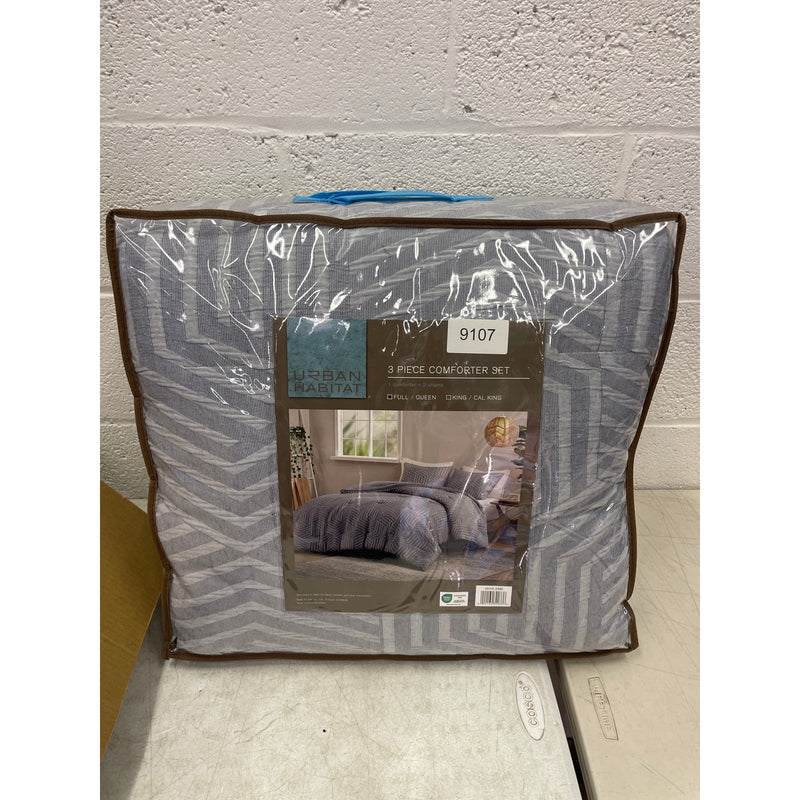 Urban Habitat Queen Comforter Set w 2 Shams Geometric Matelasse Jacquard
