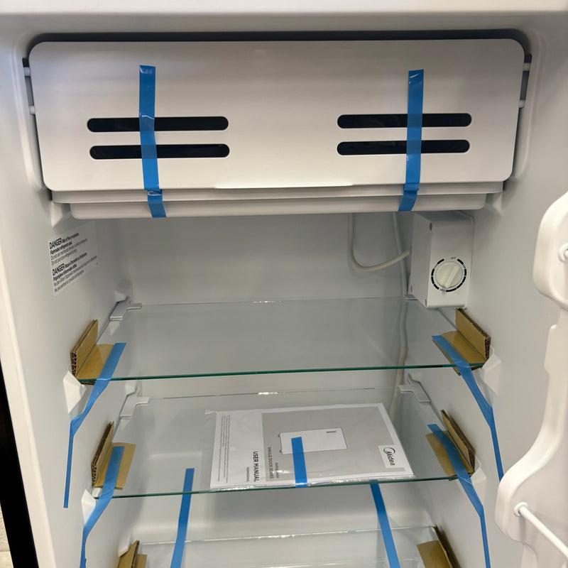 Midea 3.3cu ft Compact Refrigerator, Reversible Door, 3 Shelves, Freezer - Gray