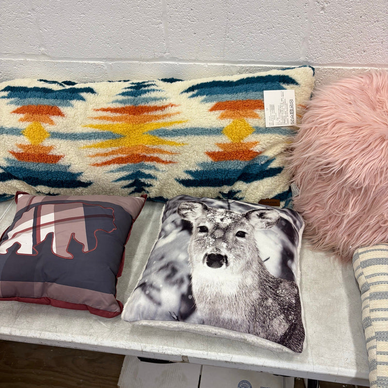 Assortment of 7 Pillows, Square Throw Pillows & Rectangular Body Pillow