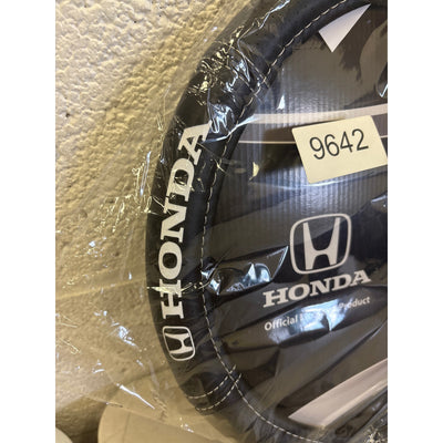 Plasticolor Honda Deluxe Steering Wheel Cover: Leather-Like, Fits 14.5-15.5"