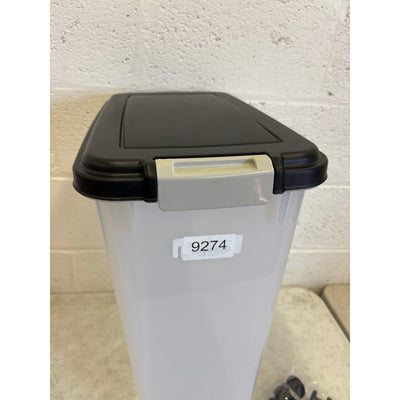 IRIS Airtight Pet Food Storage Containers 47 Qt - 37.5 lbs with Lid & Wheels