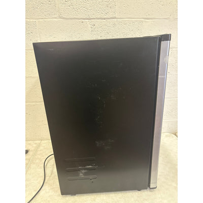 SEE DETAIL Whirlpool 4.3cu ft Mini Refrigerator Stainless Steel Freezer, Shelfs