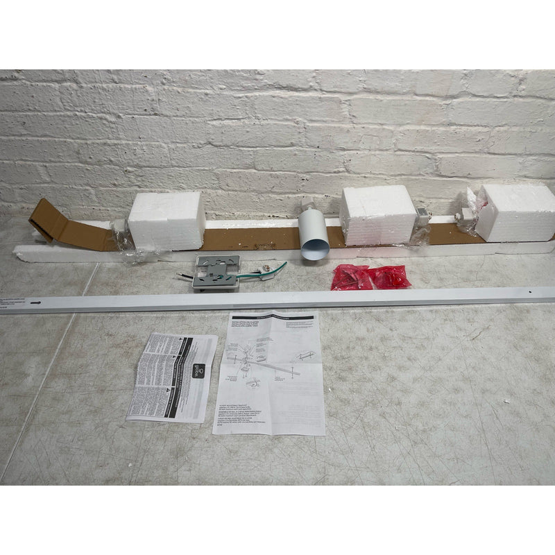 56" Track Lighting Kit Globe Electric Tribeca 4-Light, Matte White 59740