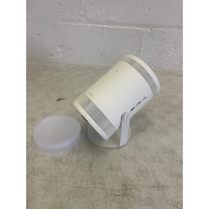 SAMSUNG Smart Portable Projector 30”-100” The Freestyle 2nd Gen with Gaming Hub