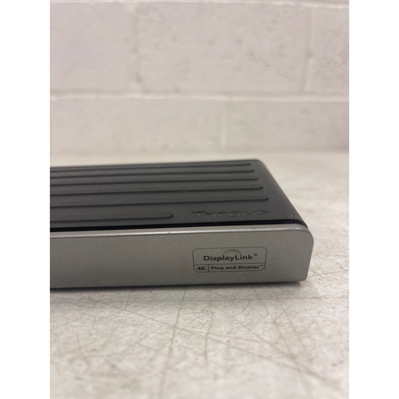 Estación de acoplamiento universal para portátil Targus USB-C con doble vídeo 4K y carga de audio USB