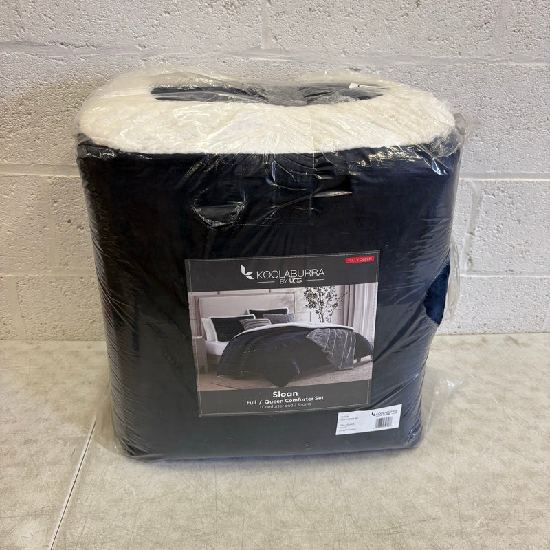 UGG Sloan Queen Comforter Set w 2 Shams, Soft Bedding Reversible - Navy Blue