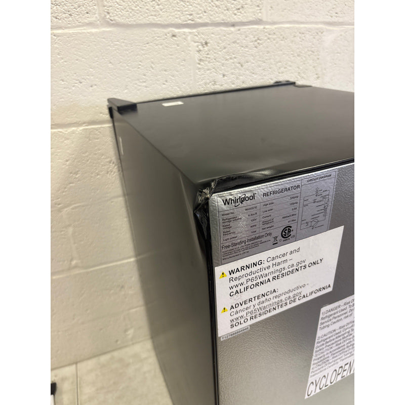 SEE DETAIL Whirlpool 4.3cu ft Mini Refrigerator Stainless Steel Freezer, Shelfs