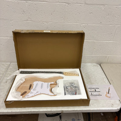 DIY Electric Guitar Kit Mahogany Body 6 Strings Maple Neck Shoulder Strap SSS