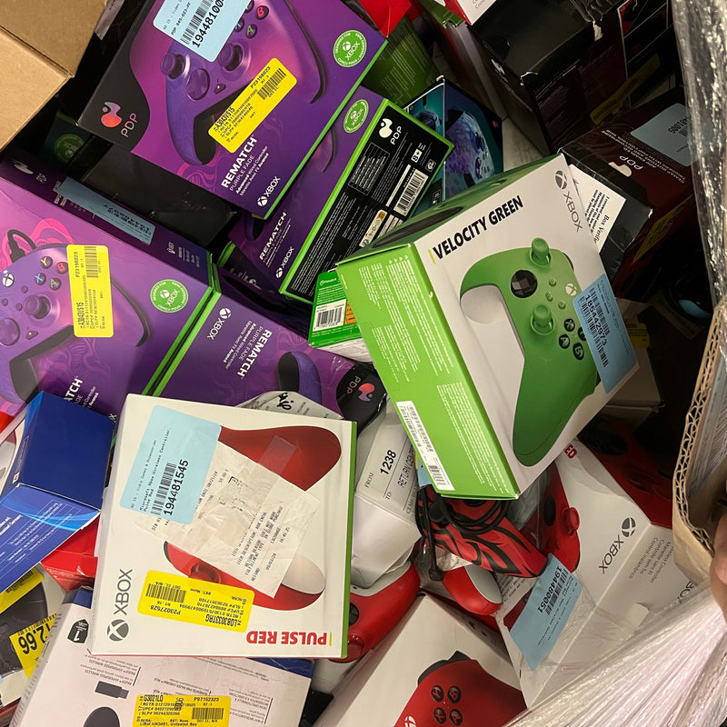 Lot of 412 Controllers for Xbox, PlayStation, Switch, Wireless & Wired, Mixed Condition, 25% Retail