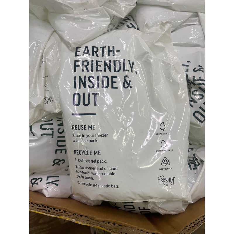 Pallet of 1000+ NEW 80oz Reuseable Gel Ice Packs for Food & Beverage Chilling