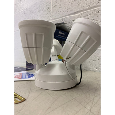 Swann Wi-Fi 4K UHD Security Camera, Surveillance Camera, Dual Floodlight