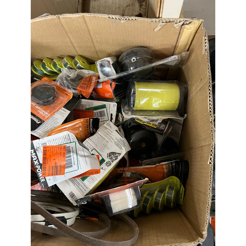 Outdoor Lawn, Garden and Patio Cleanout Pallet, Power Tool Accessories, Watering Equipment