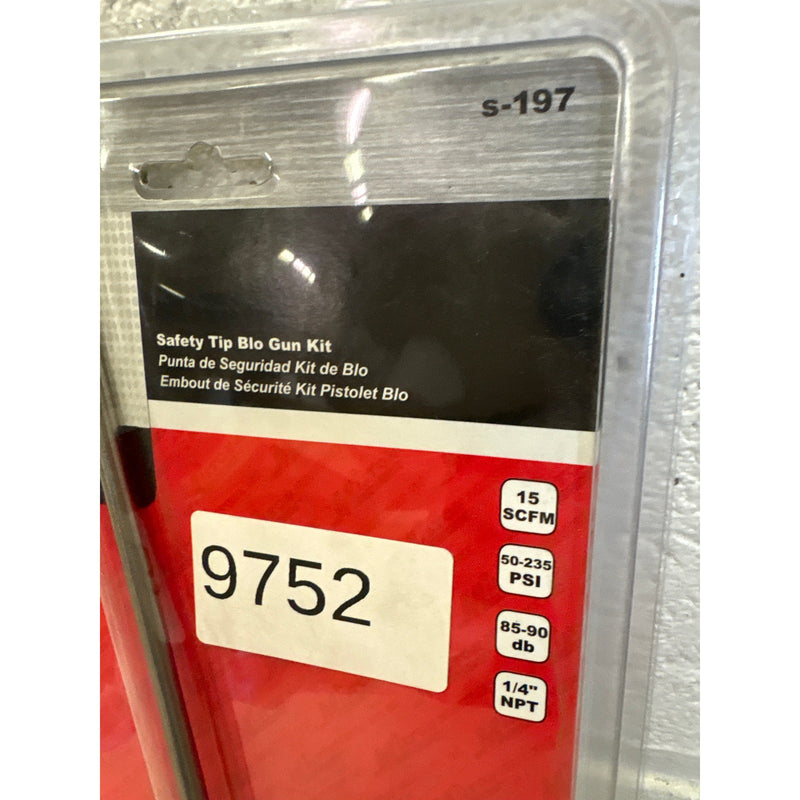 Milton Industries Premium 11" Extended Reach Blo Gun, Hand Tools - s-197