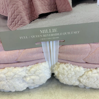 UGG Millie 3pc Quilt Set 1 Quilt & 2 Shams, Full/Queen, Reversible Pink / White