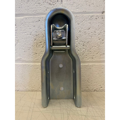 CURT 2" Straight-Tongue Coupler with Posi-Lock (3" Channel, 3,500 lbs, Zinc)