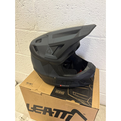 Leatt Moto 7.5 V23 Helmet Kit, Stealth, Off-Road Protection, Adult XS 53-54 cm