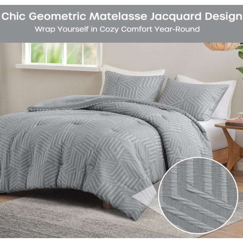 Urban Habitat Queen Comforter Set w 2 Shams Geometric Matelasse Jacquard
