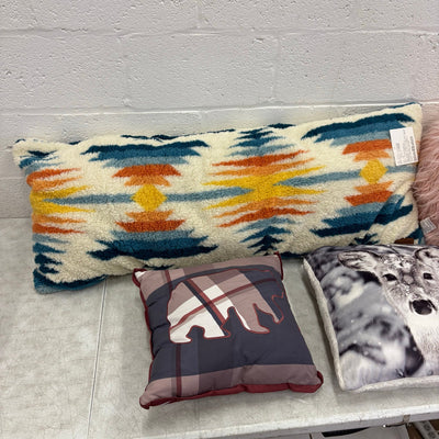 Assortment of 7 Pillows, Square Throw Pillows & Rectangular Body Pillow