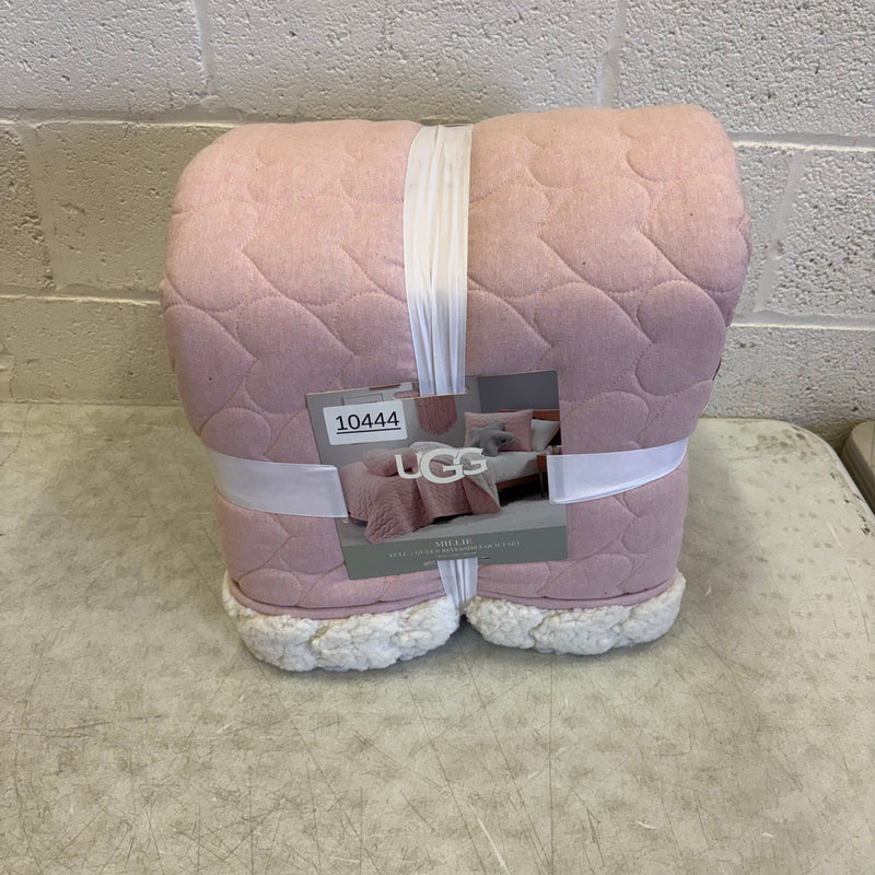 UGG Millie 3pc Quilt Set 1 Quilt & 2 Shams, Full/Queen, Reversible Pink / White