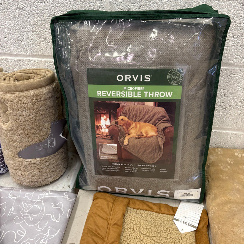 MIX-of-8 SOFT ITEMS, Pet Blankets, Weather Proof Dog Blanket. XL Dog Bed Cover